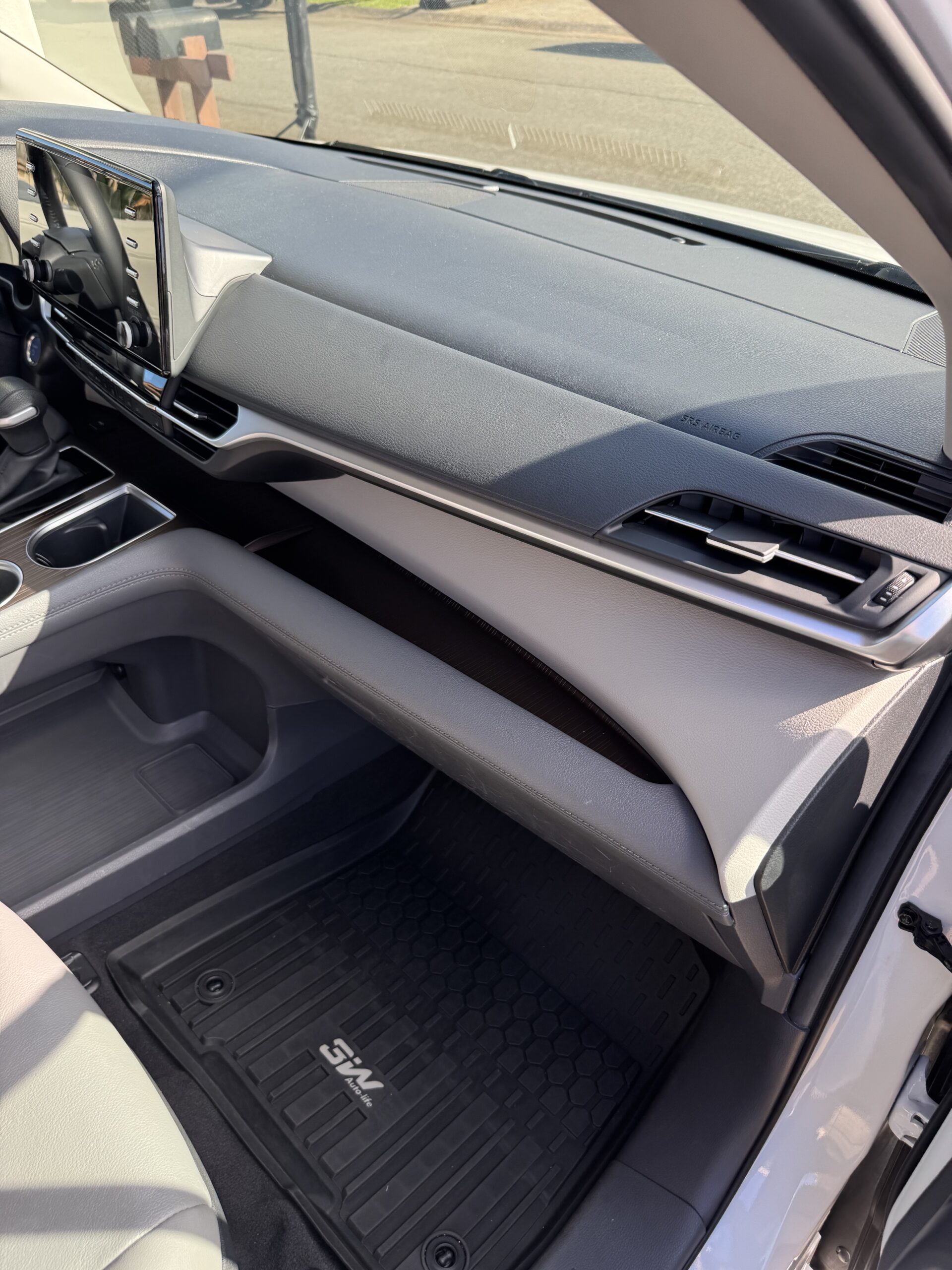 Interior car detailing in Mililani, Oahu