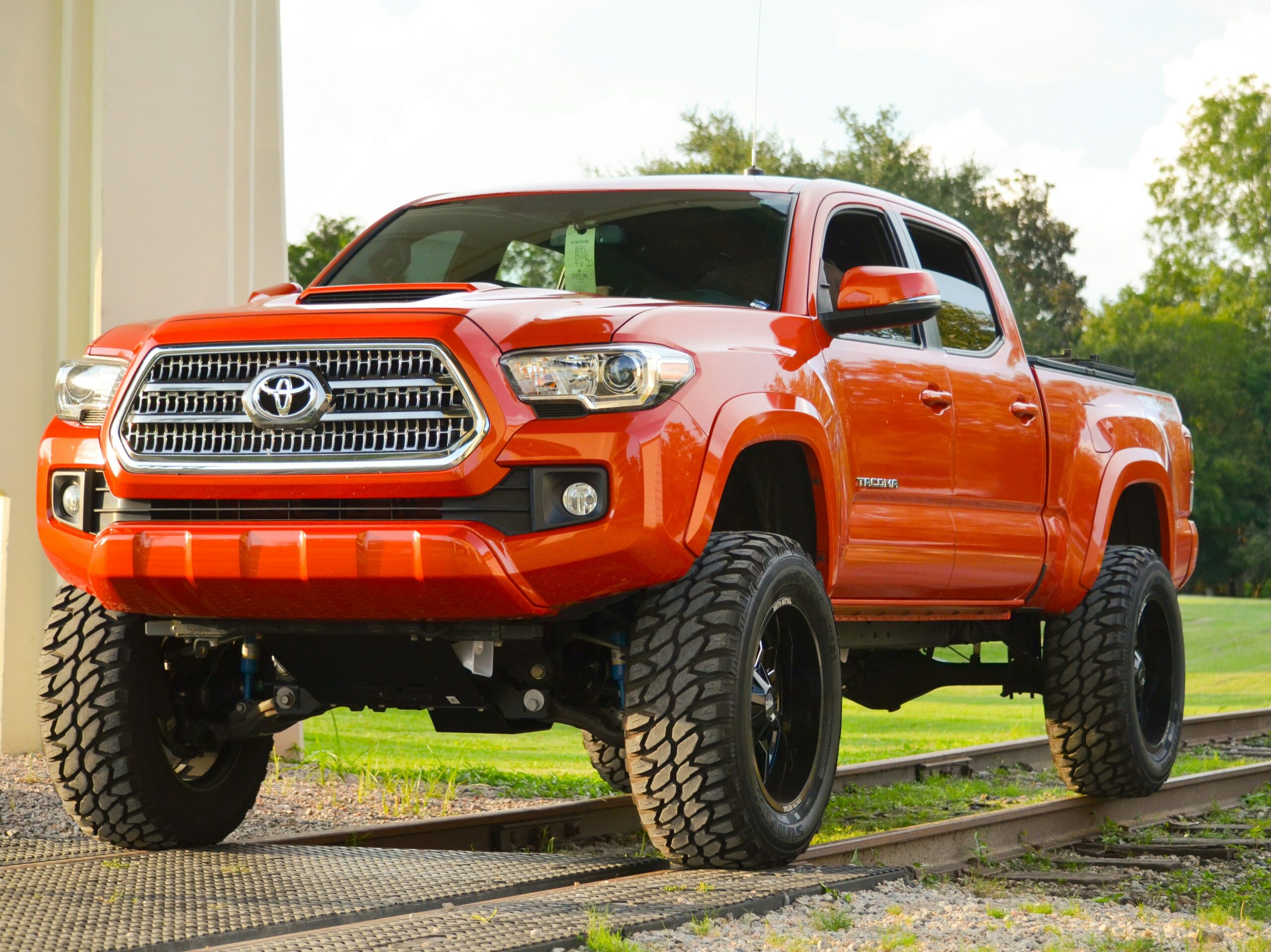 toyota lifted exterior detail